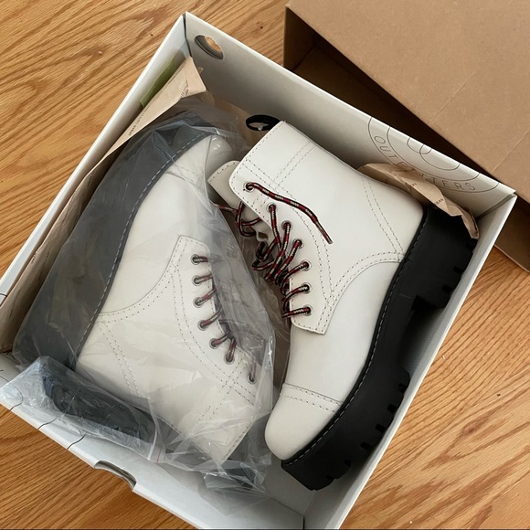 UO Juliette boots - Picture 2 of 7